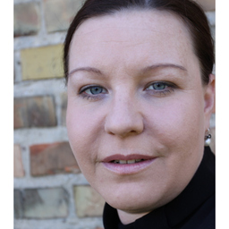 Dr. Andrea Mischker