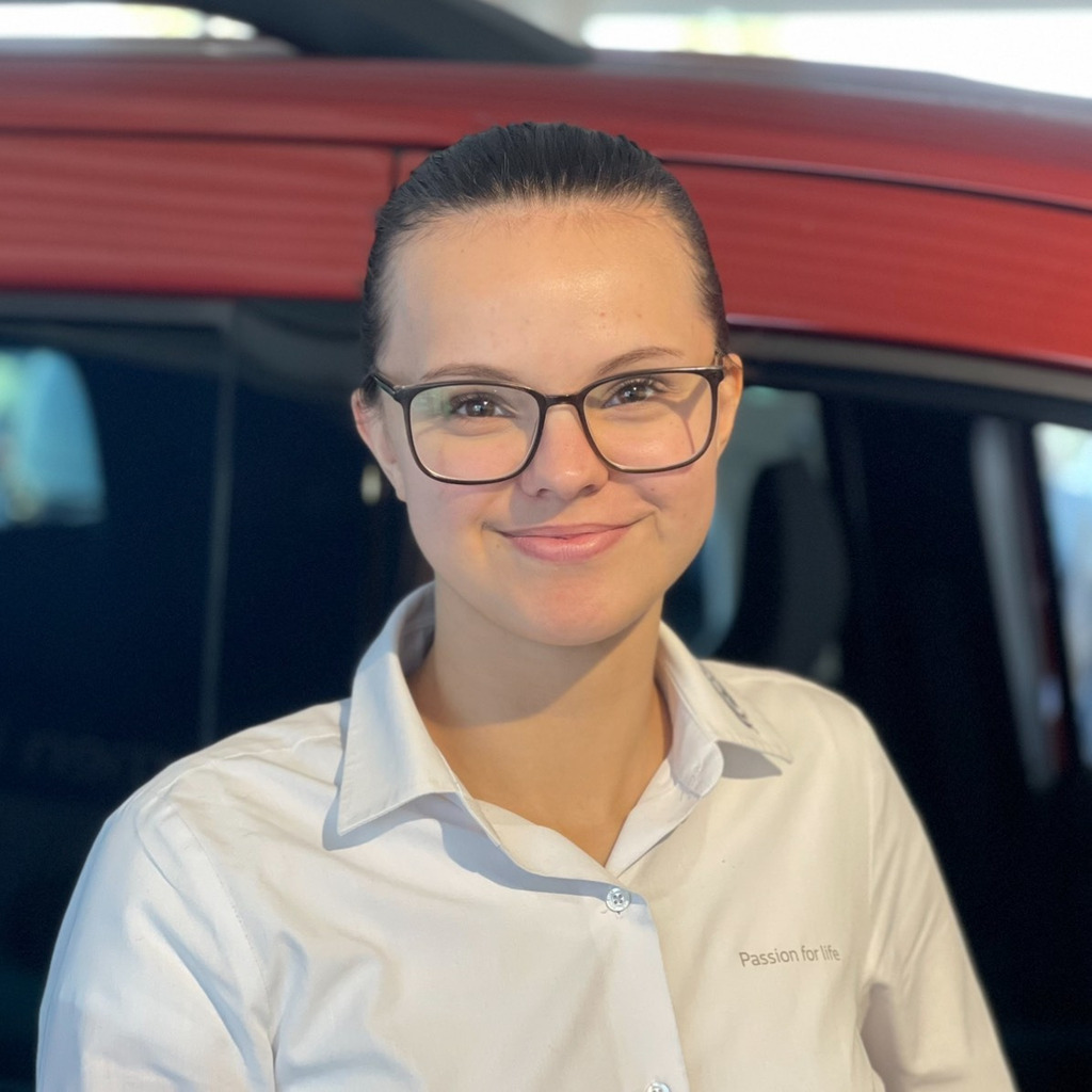 Michelle Zeiler Automobilverkäufer Autohaus Manzke e.K. XING