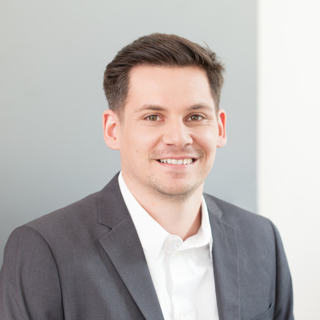 Tom Faust Thomas Faust - Lohn- und Gehaltsbuchhalter - SK-Office Deutschland GmbH ...