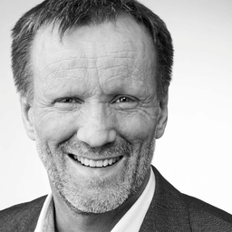 Dr. Gregor Schumann