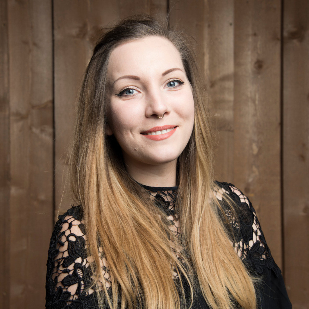 Mag. Marcelina Lauk Kundenbetreuerin APU KUNTUR GmbH XING