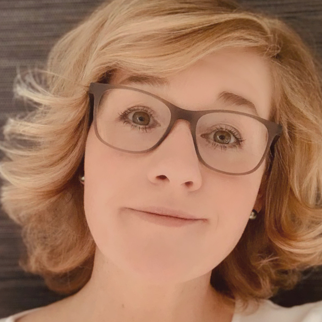 Social Media Profilbild Nicole Karpen Düsseldorf
