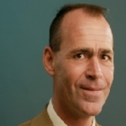Dr. Helmut Kreuser
