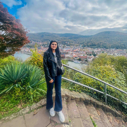 Omaima khan