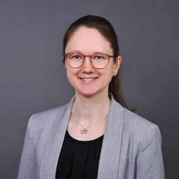 Dr. Christine Kaeppel