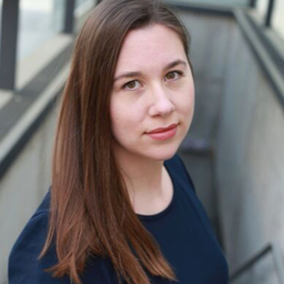 Nadine Brinkhoff / Sprecherin 