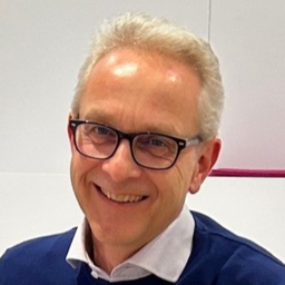 Dr. Lars-Oliver Götze
