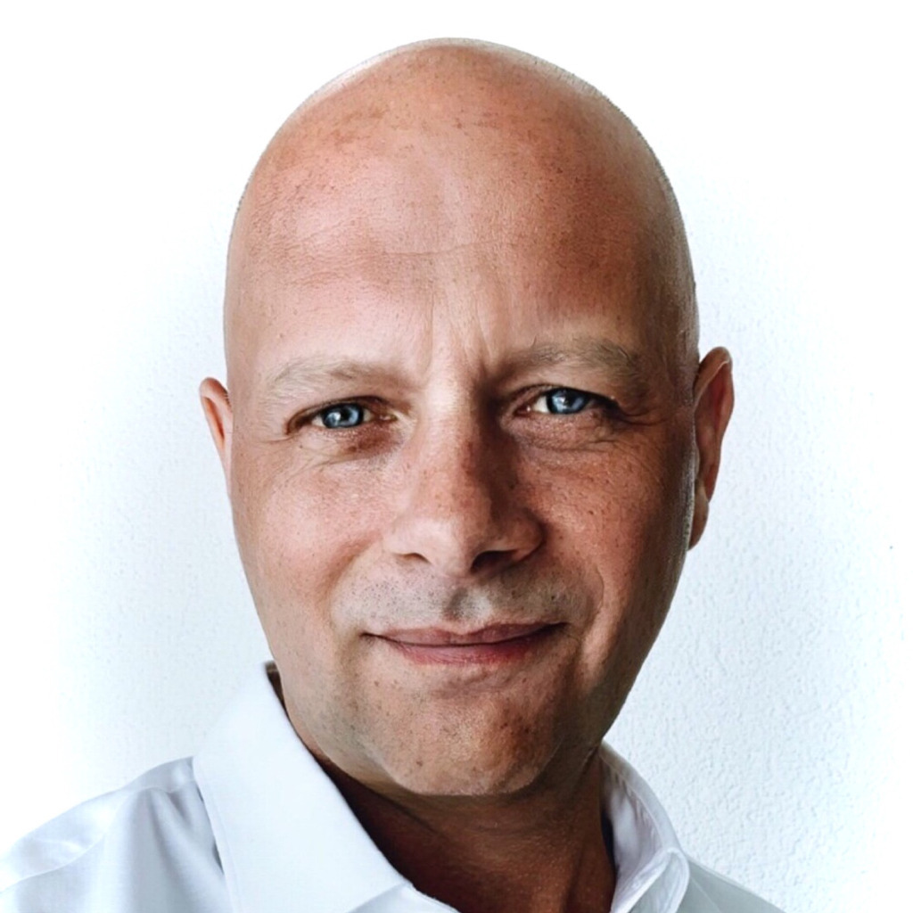 Michael Matzke Bereichsleiter Kundenbeziehungen / Marketing REWAG