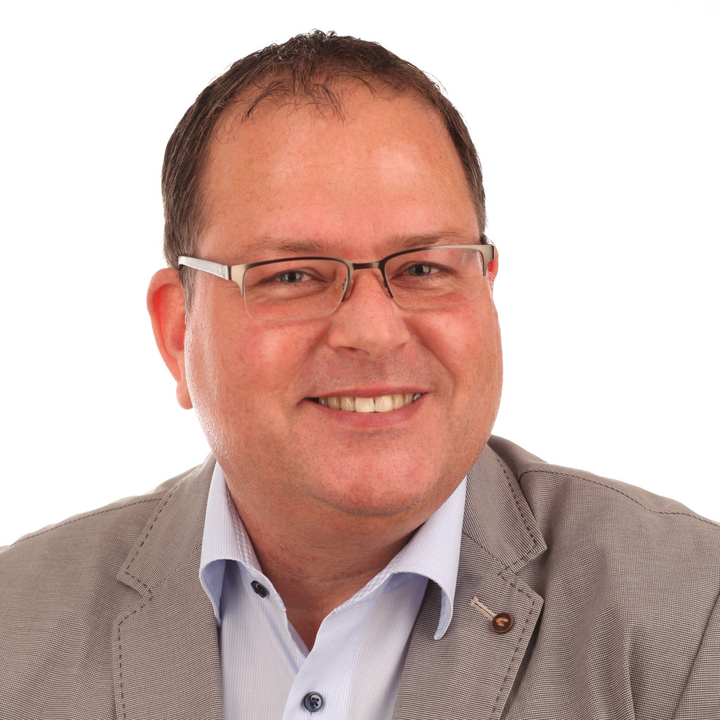 Social Media Profilbild Henning Schütz Karlsruhe