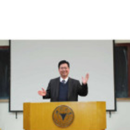 Prof. 雪建 杨