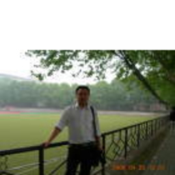 苏春 万