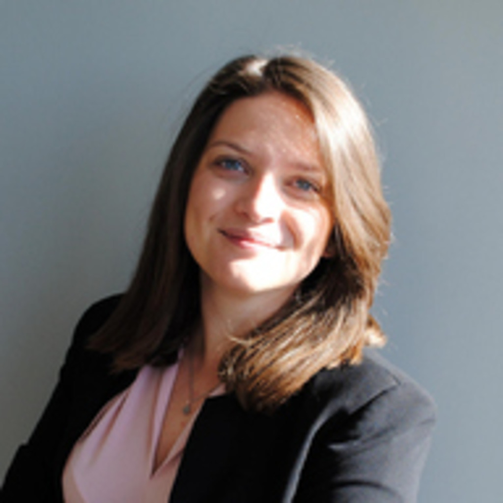 Laura Vitali Application Specialist MMS XING