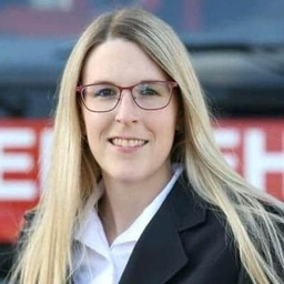 Nadine Brucker 