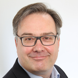 Dr. Holger Schlueter