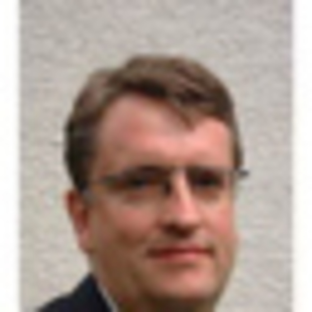 Dr. Ferdinand Vogel Managing Director / Head of Operations Traxpay