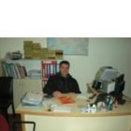 EROL SÖYLEMEZ