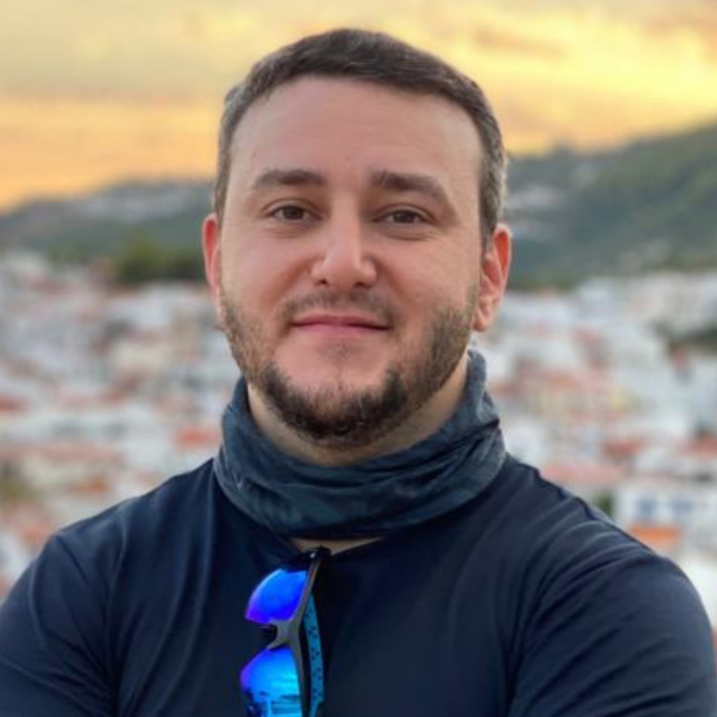 Vadim Berestnev Senior System Specialist (Linux/Unix) Allianz in