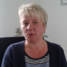 Petra Lange