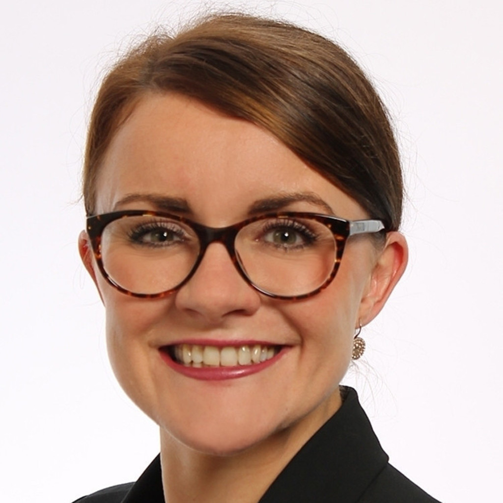 Katrin Schäfer Personalreferentin Bauzentrum Kömpf XING