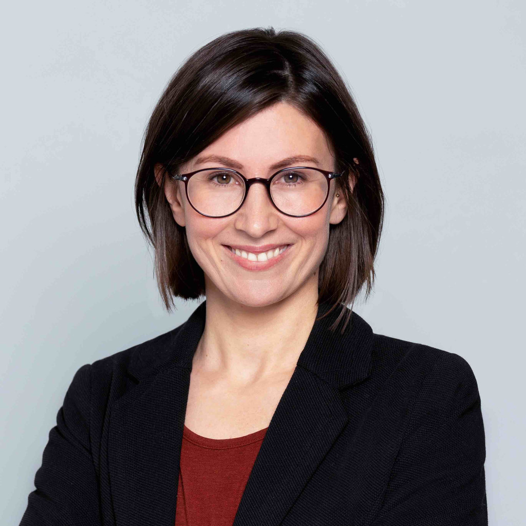 Eva Ballhaus BioExpertin (Schwerpunkt BioAnbauverbände) REWE