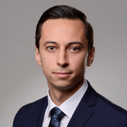 Michael Tomas