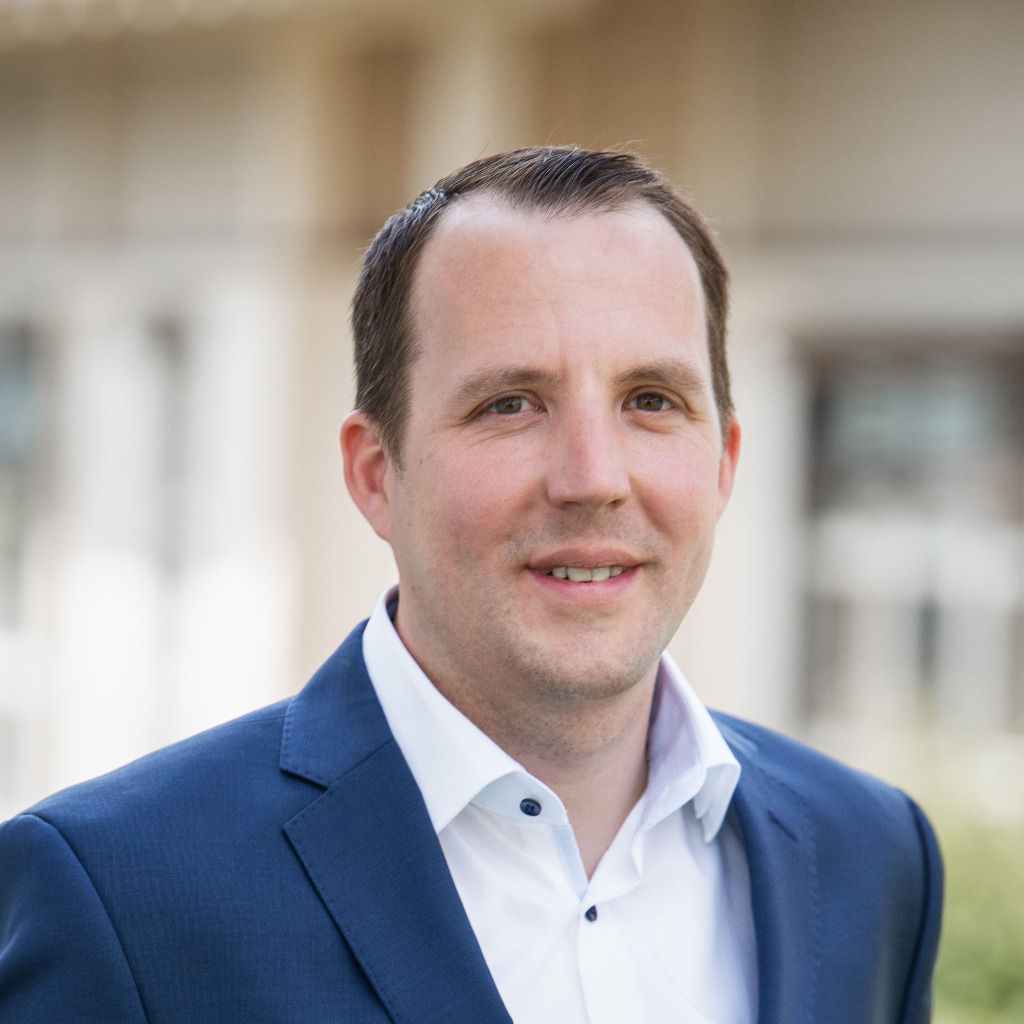 Dominik Döring Prokurist BAUTRENDHaus GmbH XING