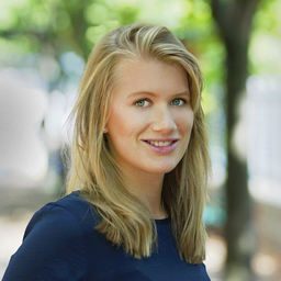 Adrienne Selmke