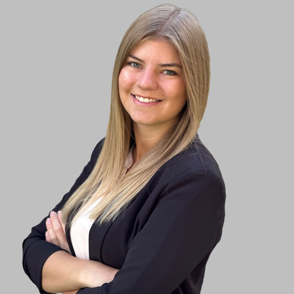 Sophia Karl Kreditsachbearbeiterin Raiffeisenbank ChiemgauNord