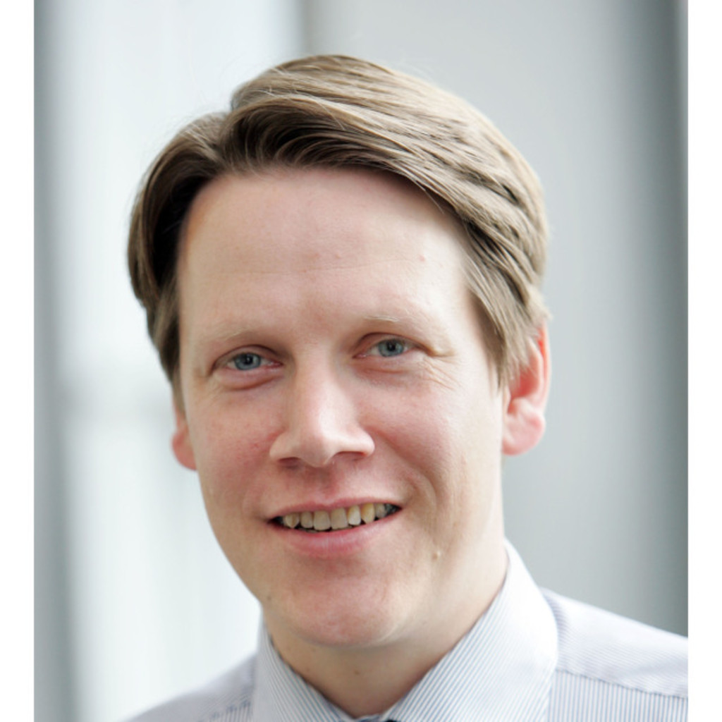 Michael Vollmer Head of Transition Management Miele & Cie. KG XING