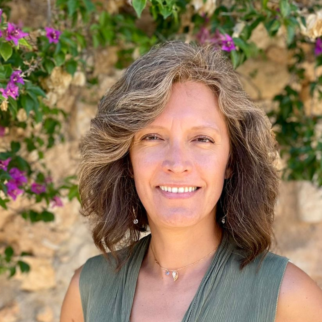 Angela Gonzalez's Instagram, Twitter & Facebook on IDCrawl