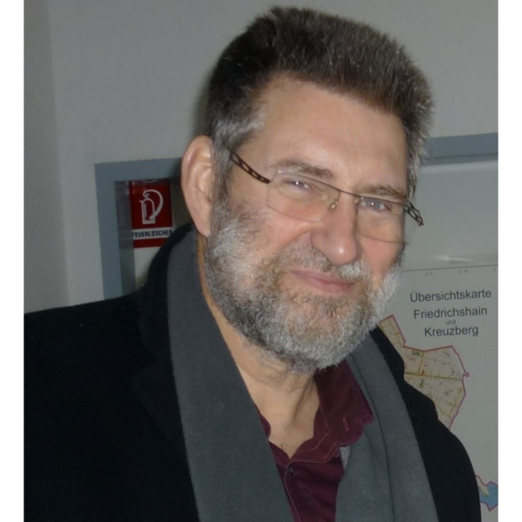 Bernd Mewes Geschäftsführer OWUS Dachverband e.V. XING