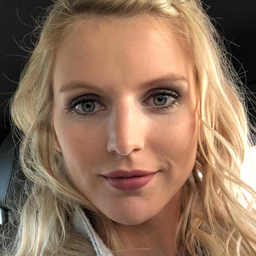 Julia Hipp