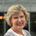 Bettina Schütt