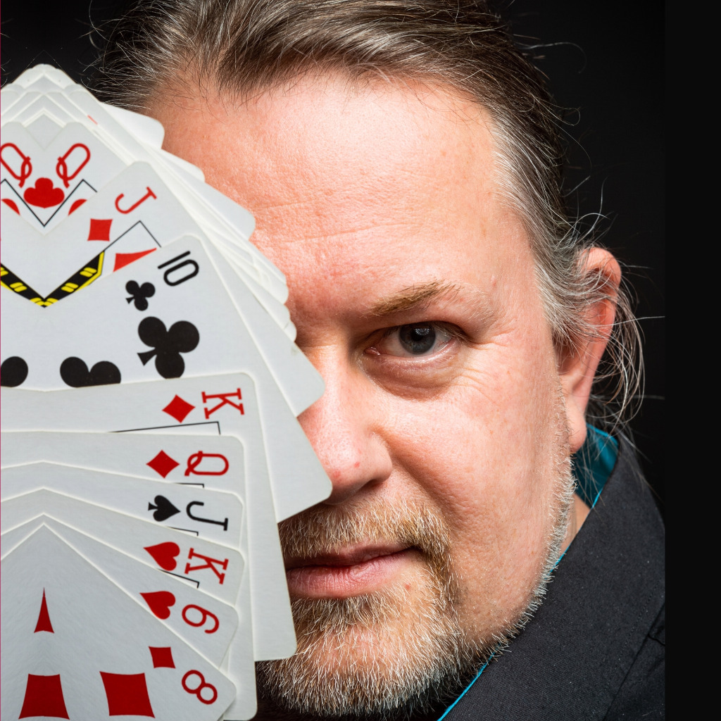 Matthias Drechsel Zauberkünstler/Illusionist WunderERlebt