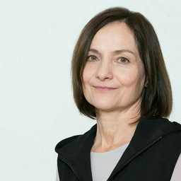 Mag. Eveline Bottesch