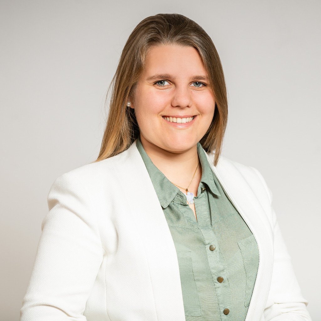 Carolin Bäuml Biologie Bsc Universität Regensburg XING