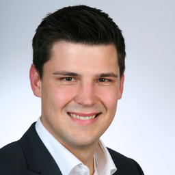 Dominik Betzler