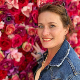 Elena Glaser