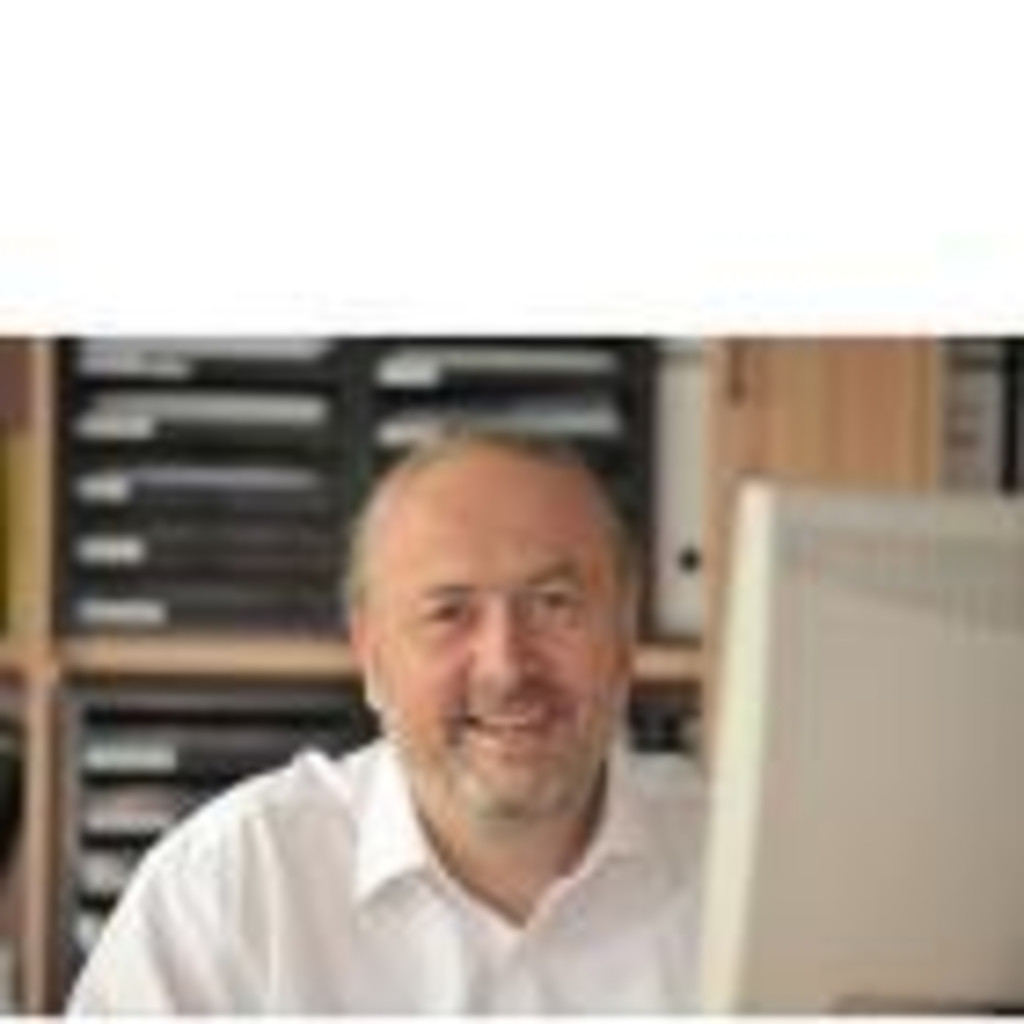 Christian Gräßer Dozent Freiberufler XING