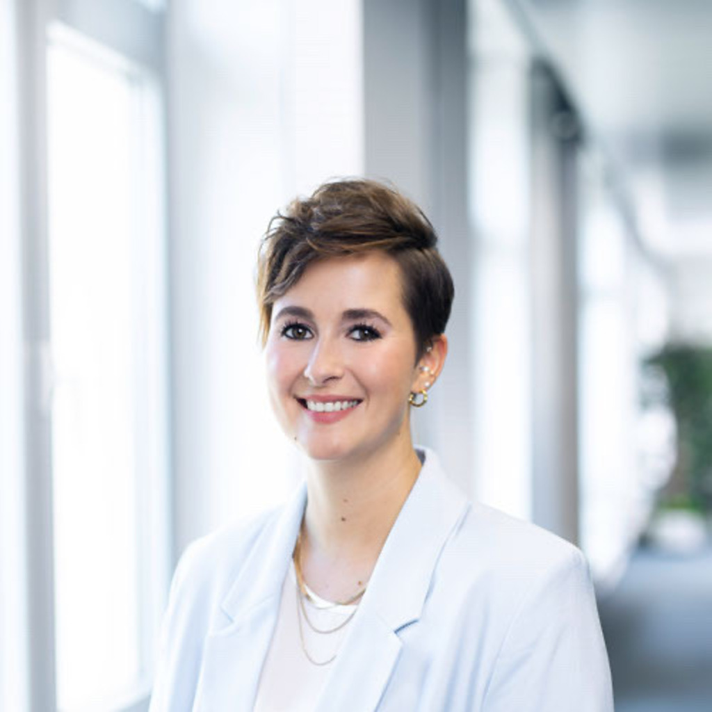 Fabienne Ruffing - Marketing & PR - PLUSCARD Service-Gesellschaft für