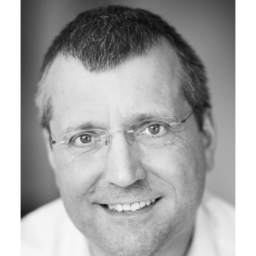 Mag. Thomas Decker