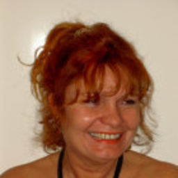 Tünde Bruzák