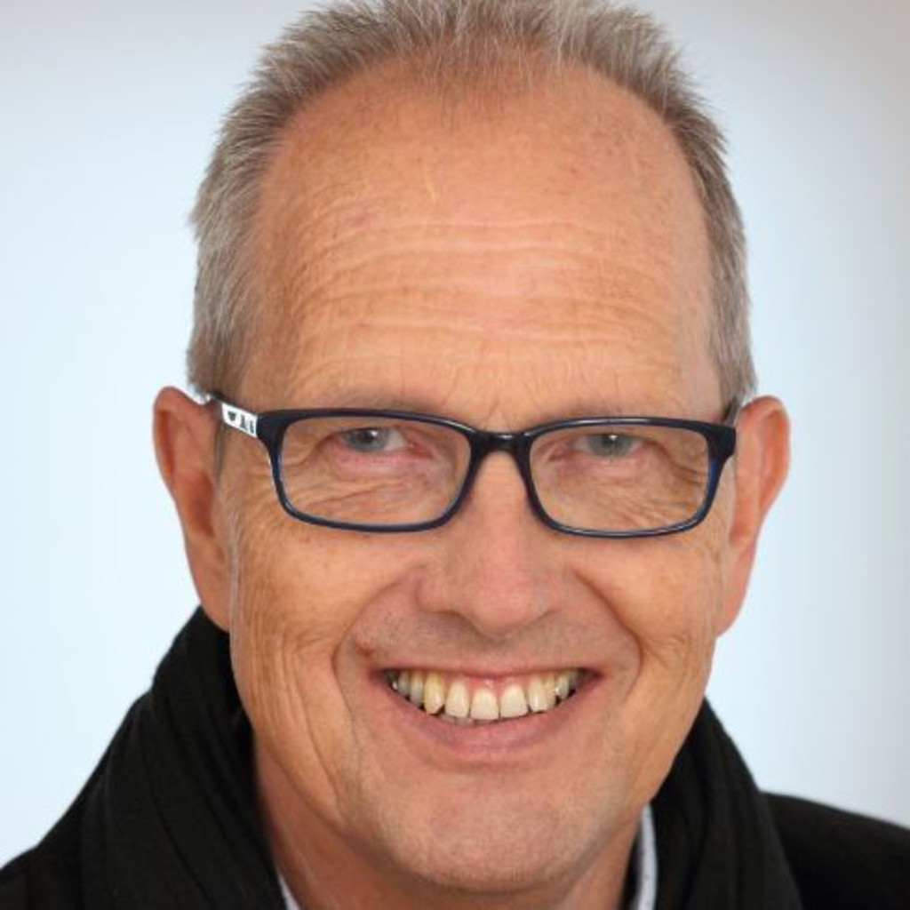 Social Media Profilbild Thomas Novotny Wiesbaden