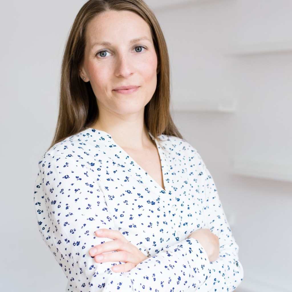 Janine Schmidt - Assistenz der Geschäftsführung und Antragsmanagement 