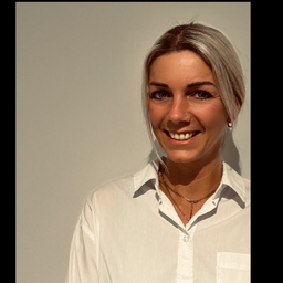 Julia Ueding
