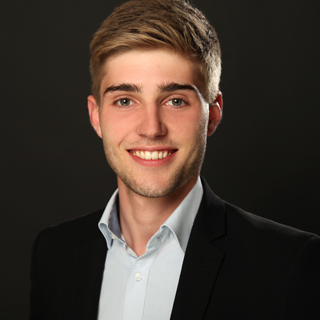 Richard Schacht Consultant Cluster XING