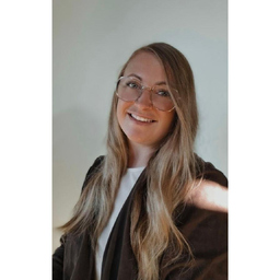 Carina Schuessele