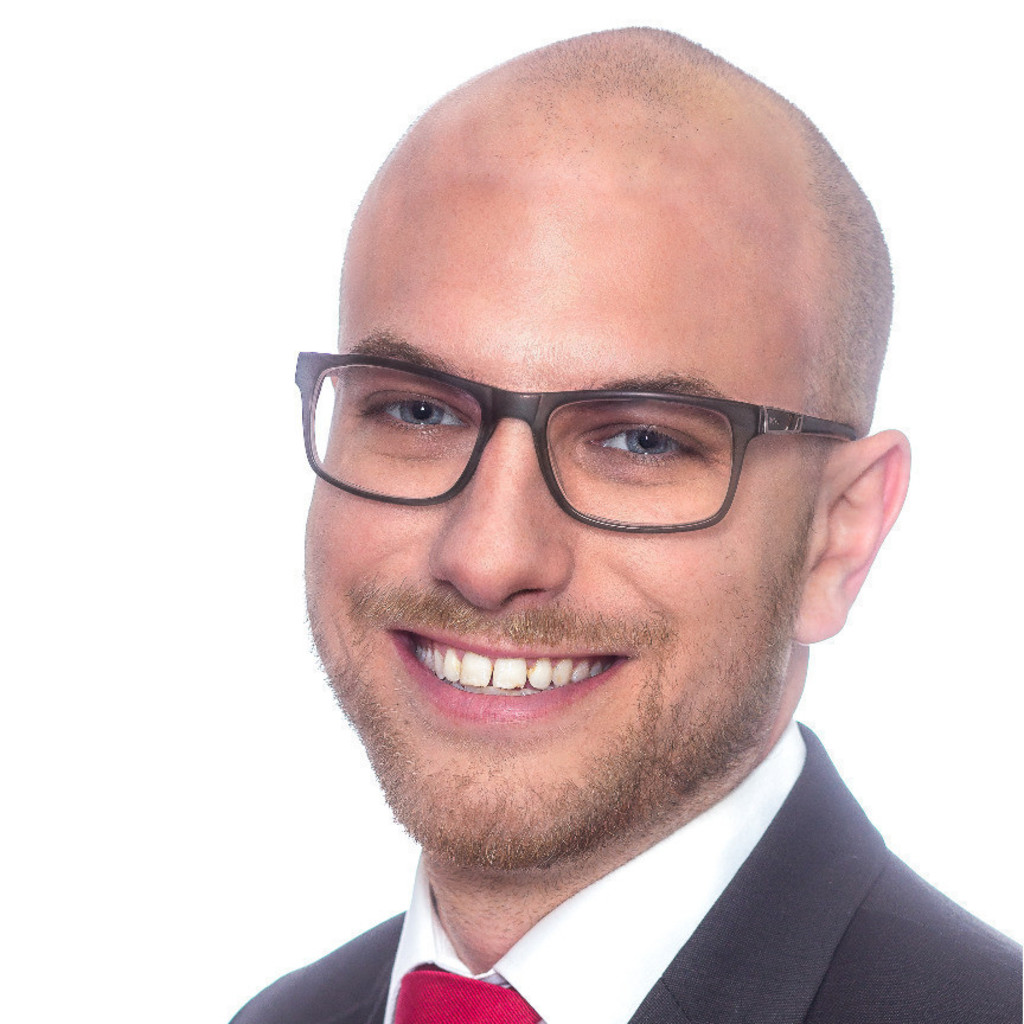 Adrian Kuniss Bezirksleiter (mit Sparkassenbetreuung) LBS