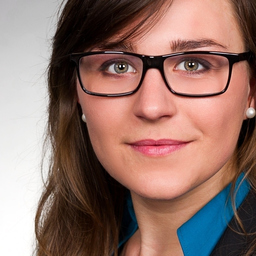 Nina Strauch