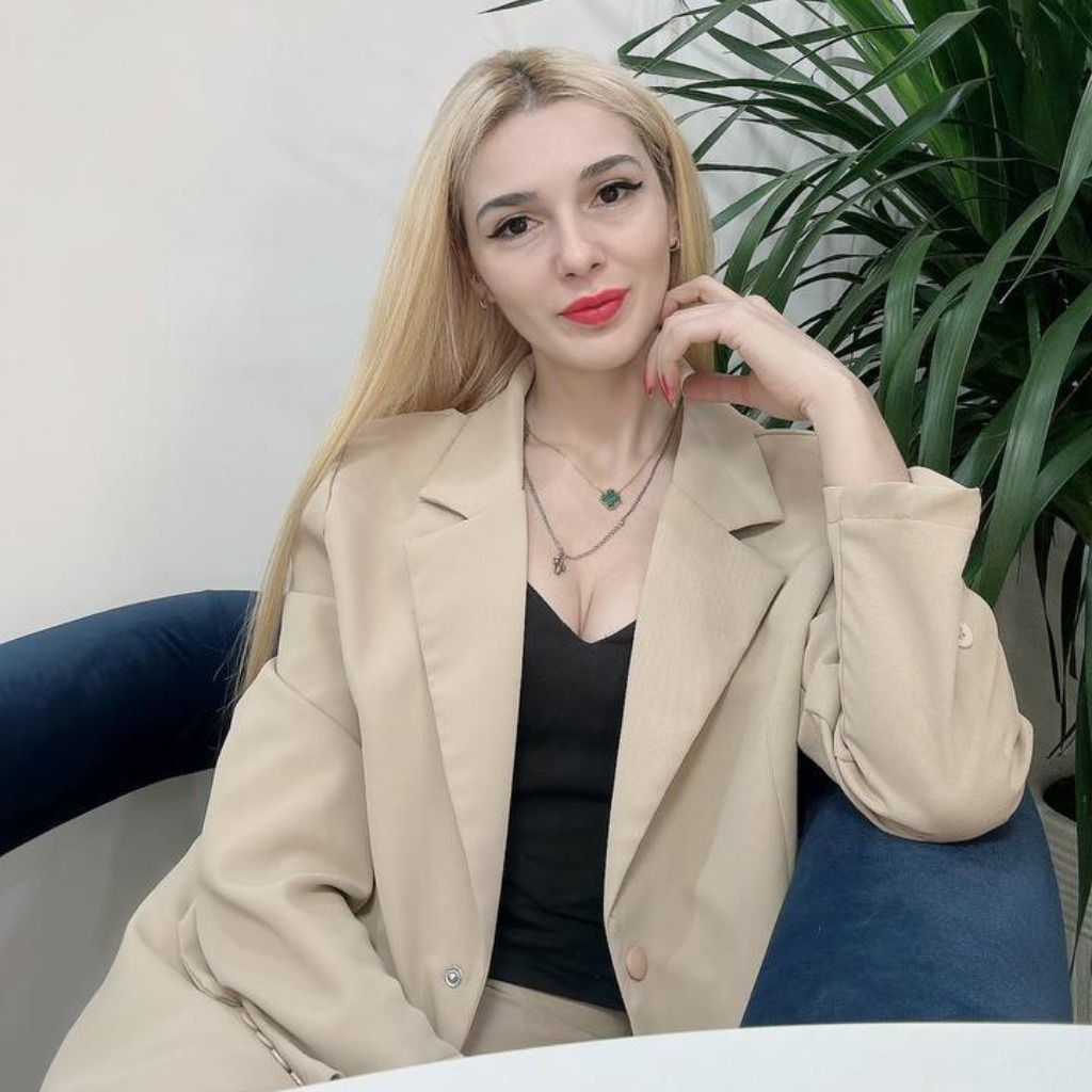 Sophia Muller Chief Executive Officer (CEO) Own XING